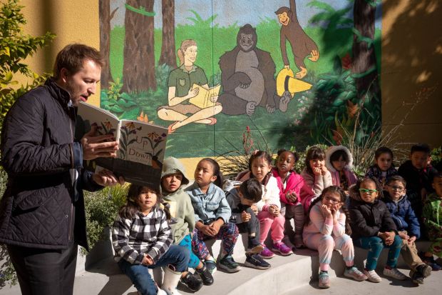 LAUSD Board Member Nick Melvoin reads to Mrs. Azizi's TK kindergarten class at Stanley Mosk elementary school Thursday, March 2, 2023. Melvoin read aloud to the class as part of Read Across America Day. He also presented the school with a check for $100,000.00 for campus greening projects. (Photo by David Crane, Los Angeles Daily News/SCNG)