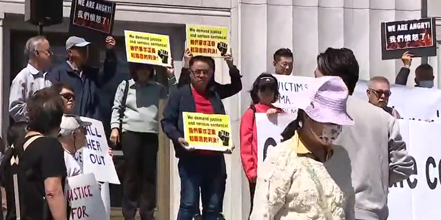 Protesters in support of Jasper Wu's family show up outside the Alameda County Courthouse.