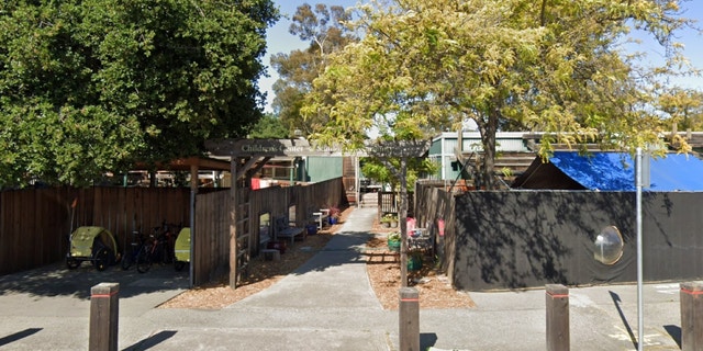 Children’s Center of the Stanford Community exteriors