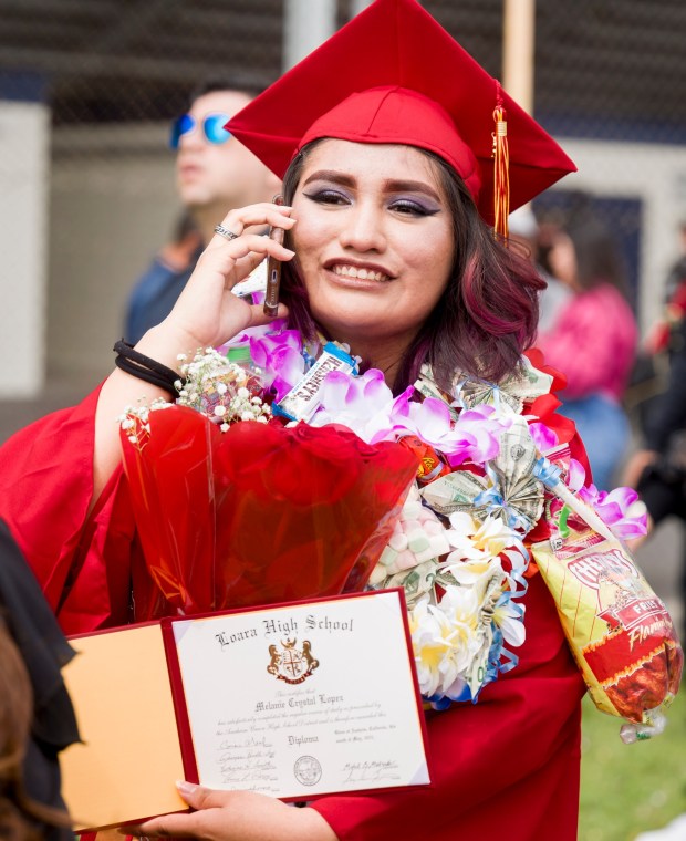 Loara High Graduation 2023 Our Best Photos Of The Ceremony The La Monitor