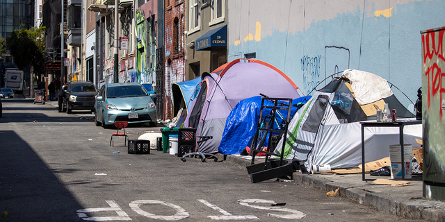 San Francisco businesses owners threaten to stop paying taxes over homeless problem