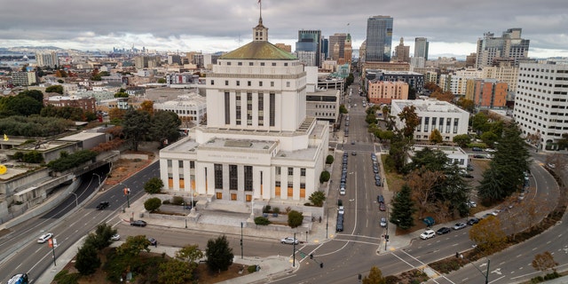 Aerial photo of Oaklands main courthouse