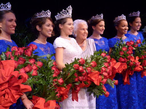 Margaret Jayne Huntley Main, the oldest living Rose Queen in Tournament of Roses history, has died at the age of 102. Throughout her life, she remained close to the parade and embraced generations of participants. (Courtesy, Tournament of Roses Assn.)