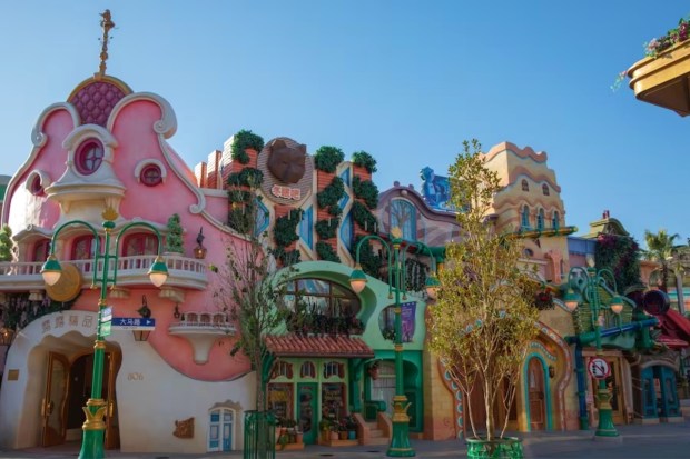 A street scene in the Zooptopia-themed land at Shanghai Disneyland. (Courtesy of Disney)