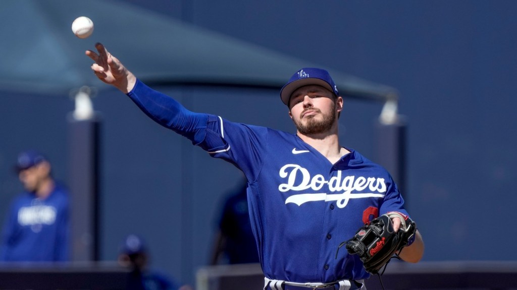 Will Gavin Lux be Dodgers’ shortstop on Opening Day? ‘I don’t know