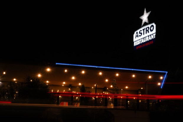 Vehicles pass the Astro Restaurant in Silver Lake, which is open 24 hours, on Thursday, Sept. 26, 2024. (Photo by Sarah Reingewirtz, Los Angeles Daily News/SCNG)